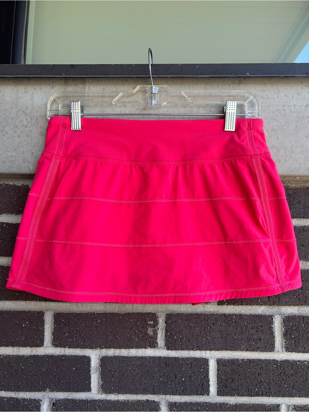 Lululemon Pace Rival Mid Rise Skirt - Size 6